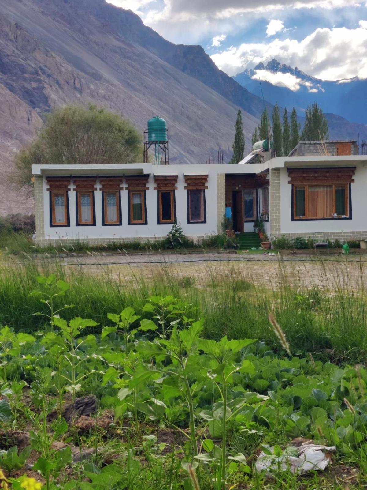 Nubra Holiday Deskit المظهر الخارجي الصورة